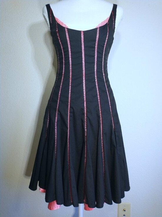 bebe Dresses & Skirts - Rare Y2K Vtg Bebe Openwork Lattice Dress Pink Silk Lining Black Sexy Fit & Flare
